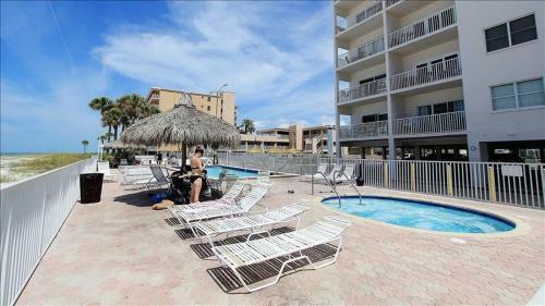Apartamento Sea Breeze 208 Condo