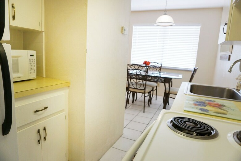 Hotel Redington Surf Resort