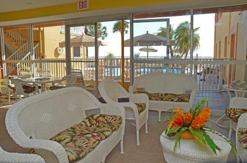 Page Terrace Beachfront Hotel