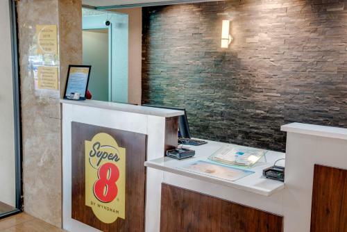 Hotel Super 8 By Wyndham St. Petersburg