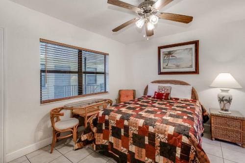 Royal Orleans 103, Studio, Heated Pool, Wifi, Sleeps 2