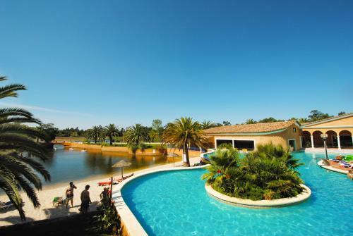 Hostal Herdade Lago Real