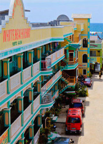White Beach Hotel Bar And Restaurant