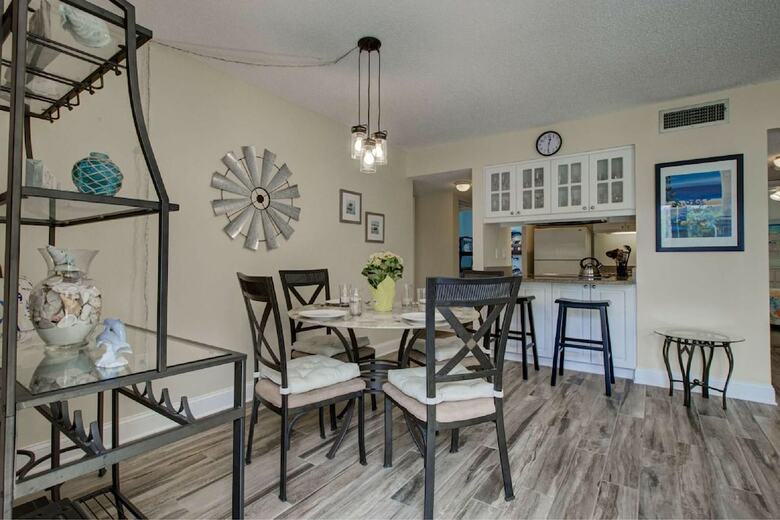 Bay Oaks Ground Floor