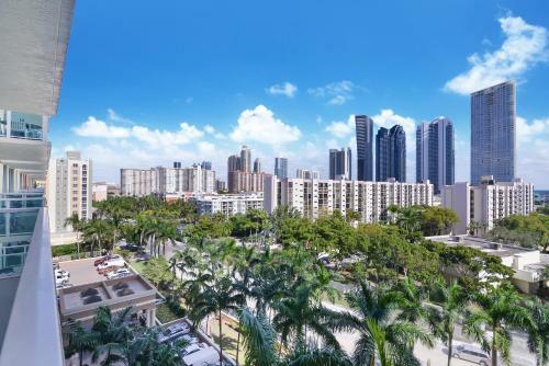 Aparthotel 1, 2 And 3 Bedroom Miami Ocean Apartments