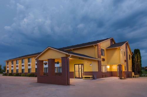 Hotel Super 8 By Wyndham Anamosa Ia