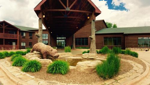 Hotel Grand Bear Resort At Starved Rock