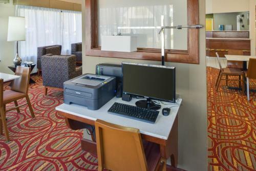 Hotel Americas Best Value Inn & Suites Bastrop
