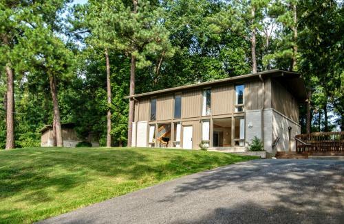 Lodge Kentucky Dam Village State Resort Park