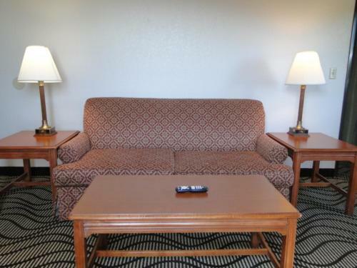 Oscoda Lakeside Hotel