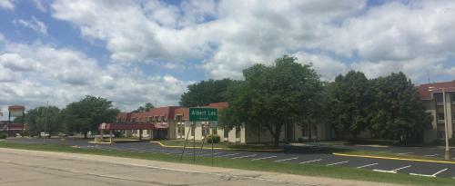 Hotel Ramada By Wyndham Albert Lea