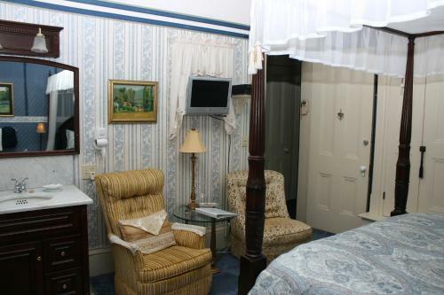 The Gridley Inn B&B