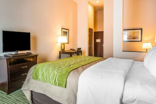 Hotel Comfort Inn & Suites Moore - Oklahoma City