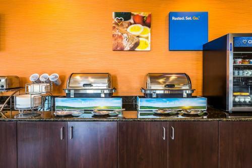 Hotel Comfort Inn & Suites Moore - Oklahoma City
