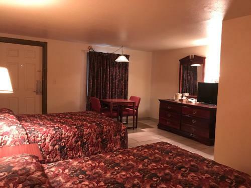 Motel Hwy Express Inn & Suites