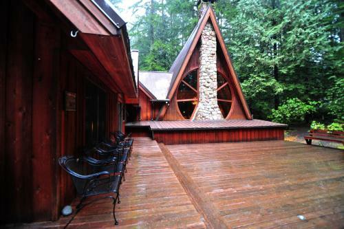 Forrest Lodge Four-bedroom Chalet