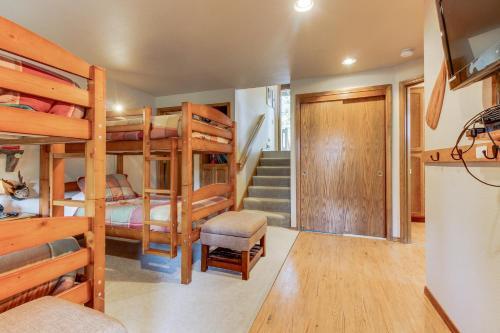 Sequoia Lane 11 | Discover Sunriver