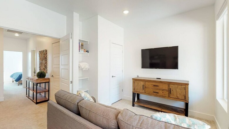 Aloft Living #18