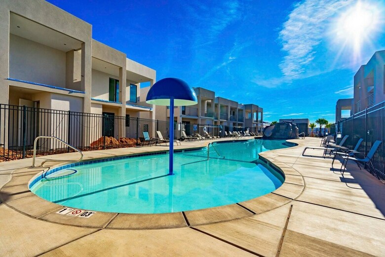 Aloft Living #18