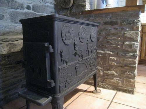 Lodge Holiday Home Moulin de Vellereux Mabompre