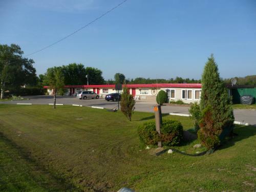 The Silver Birch Motel