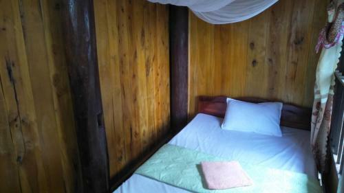 Bed & Breakfast Huyen Hao Homestay