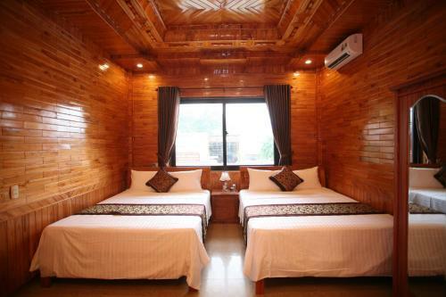 Sky Hotel