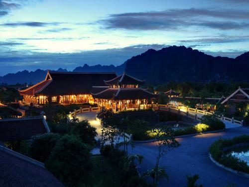 Hotel Emeralda Resort Ninh Binh