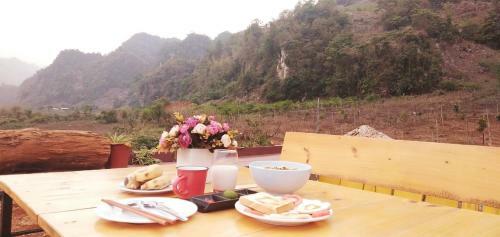 Stella Moc Chau Hotel