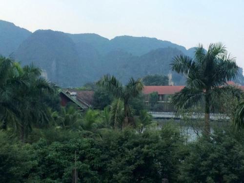 Hoa Luan Restaurant Hostel
