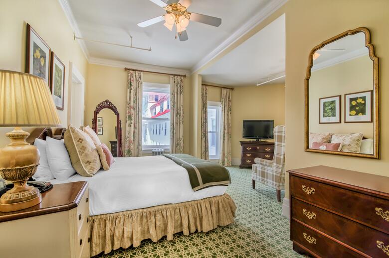 Hotel Omni Mount Washington Resort