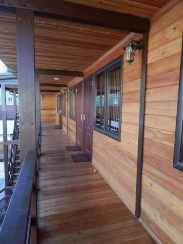 Hostal Guest House Wood House