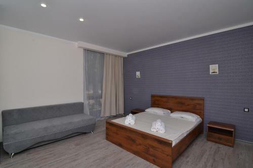 Hotel Apra