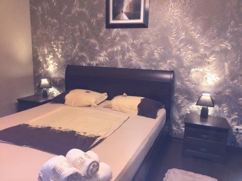 Hostal D'emil Guest House
