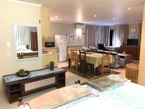 Hostal Marshrose Accommodation