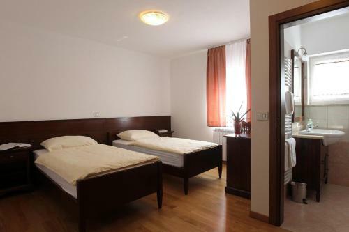 Hostal Guest House Pod Slavnikom