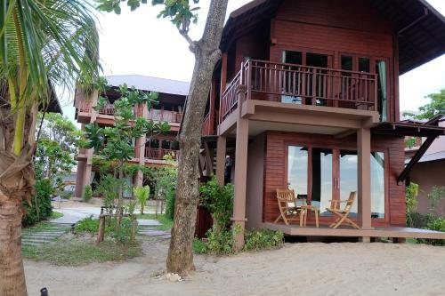Hotel Koh Ma Beach Resort