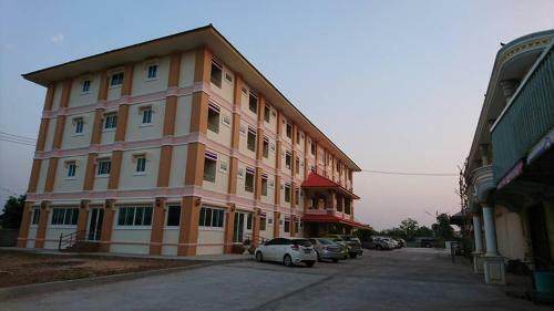 Chalermlak Hotelsurin