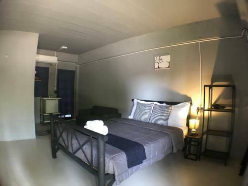 Hotel Laan Rab Lom Home & Cafe'