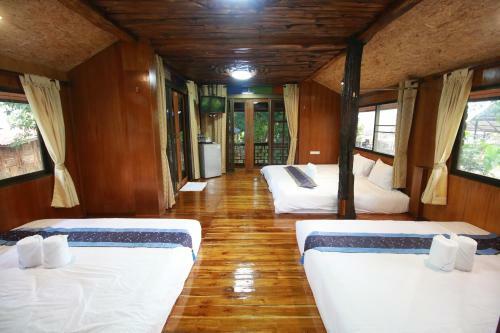 Hotel Papa's Garden