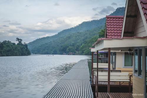 Hotel Naphatphorn Resort