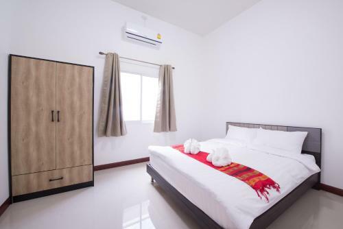 Bees Smile Hotel