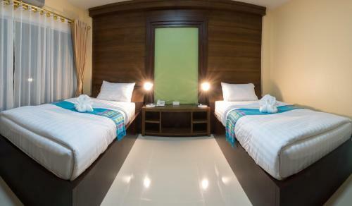 Bees Smile Hotel