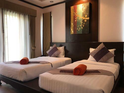 Hotel Kanok Buri Resort And Spa