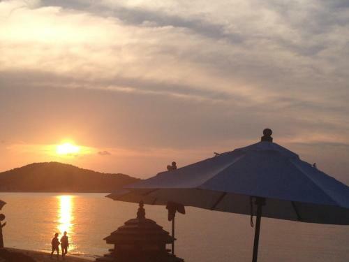 Hotel Kanok Buri Resort And Spa