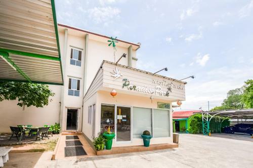 Aparthotel Oyo 306 Paradise Park Laemchabang