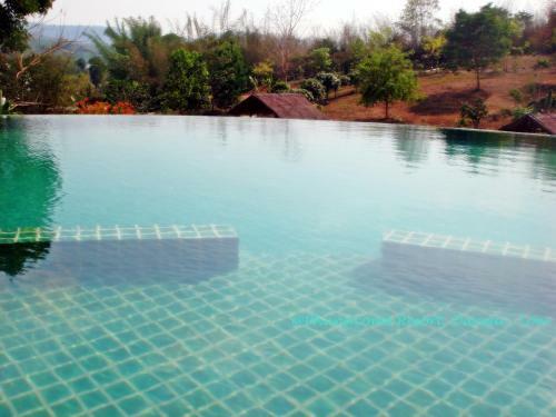 Hotel Phunacome Resort