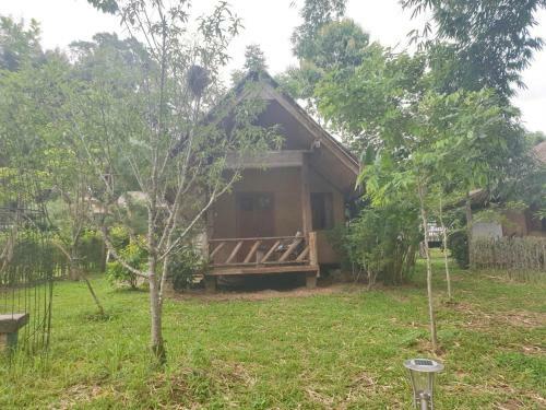 Hotel Chiang Dao Hut Resort
