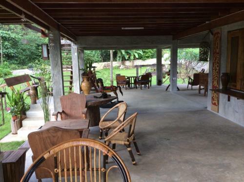 Hotel Chiang Dao Hut Resort