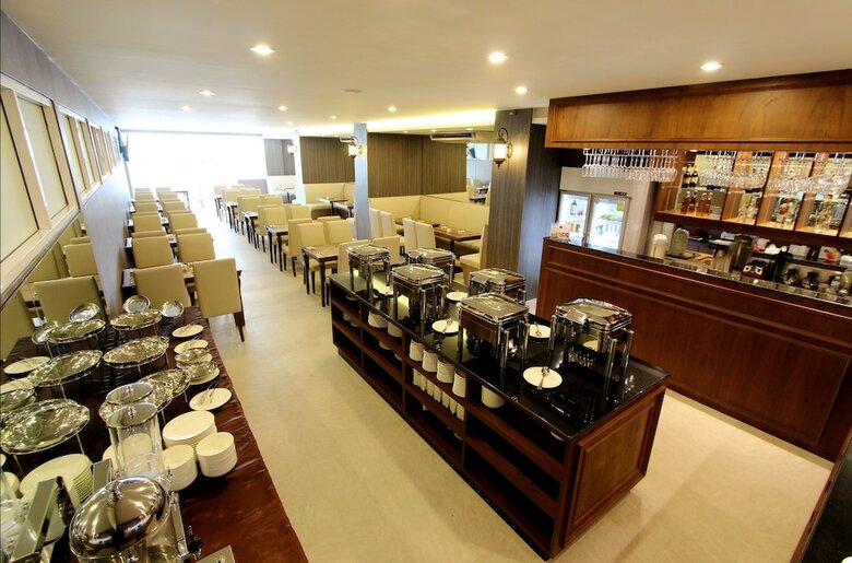 Le Bangkok Hotel